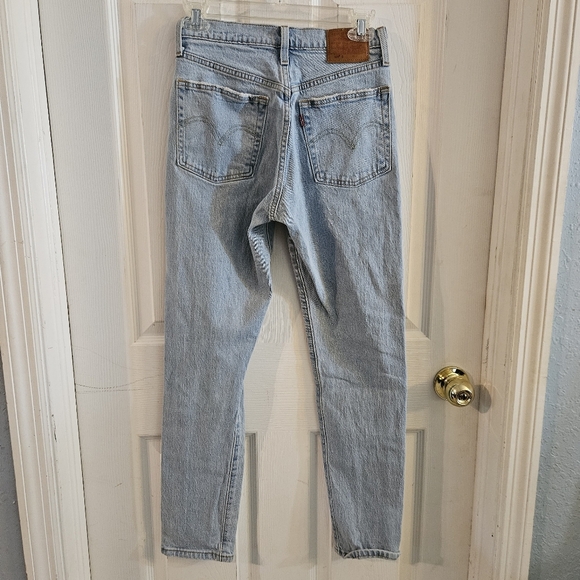 LEVI'S 501 S Skinny Women's 24x28 Distressed Light Wash Denim Button Jeans - Picture 2 of 15